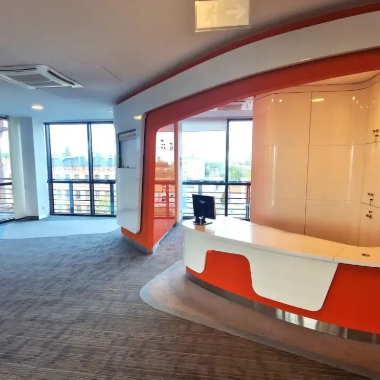 Centrum Biznesu Kopcińskiego 73/75