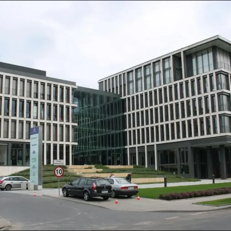 Bobrowiecka 6 Bobrowiecka 6