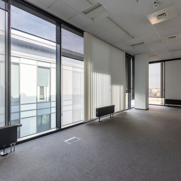 Skalar Office Center