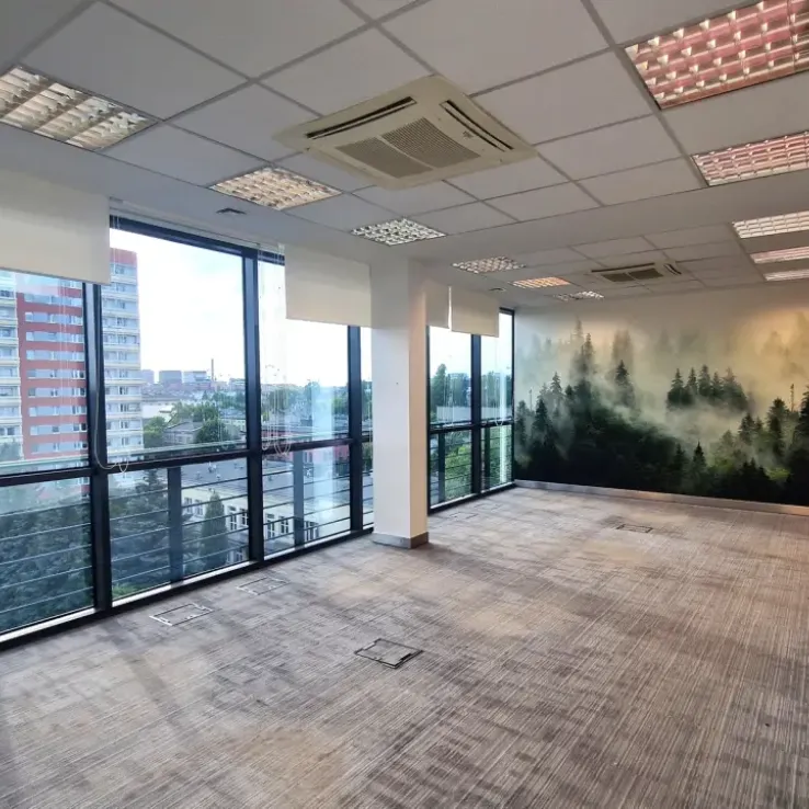 Centrum Biznesu Kopcińskiego 73/75