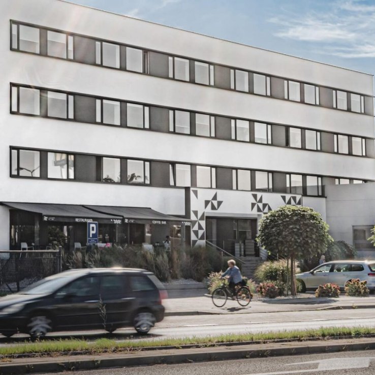 G132 Office