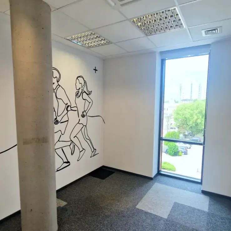 Centrum Biznesu Kopcińskiego 79