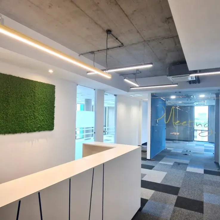 Centrum Biznesu Kopcińskiego 79