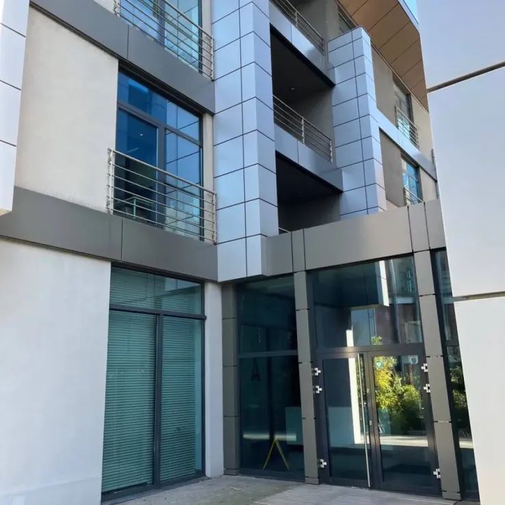 Conrada 37 Conrada 37