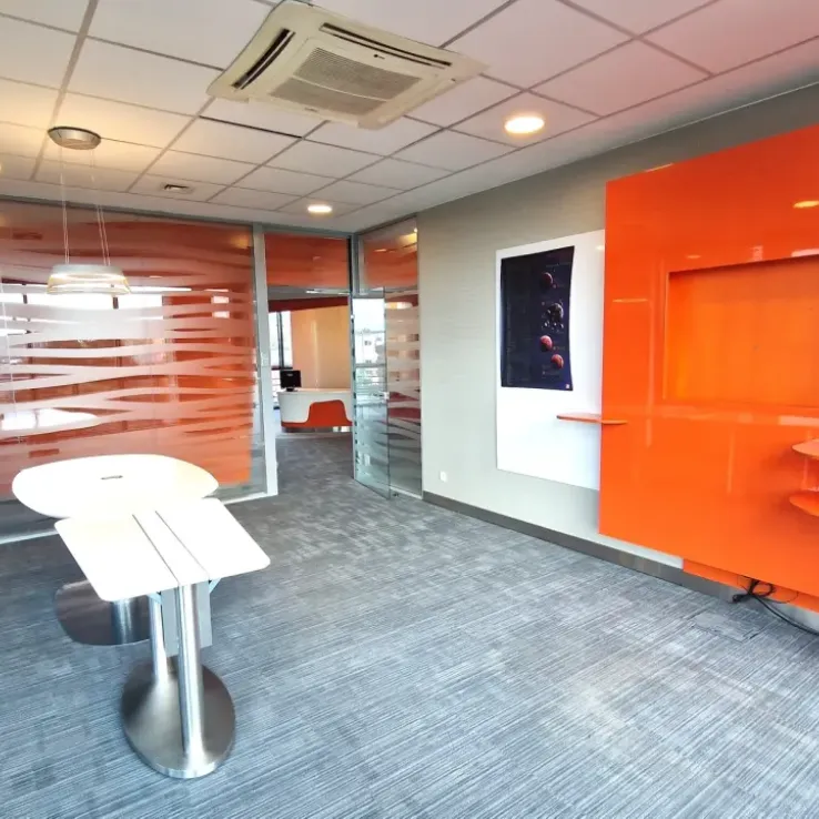 Centrum Biznesu Kopcińskiego 73/75