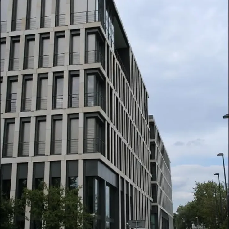 Bobrowiecka 6 Bobrowiecka 6