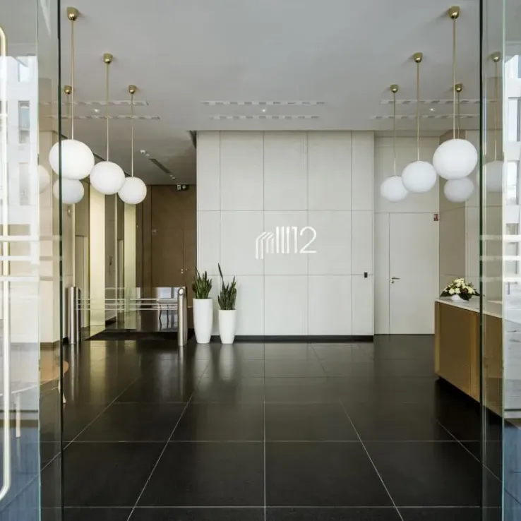 Komandorska 12 Komandorska 12