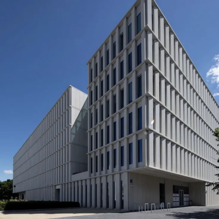 Bobrowiecka 8 Bobrowiecka 8