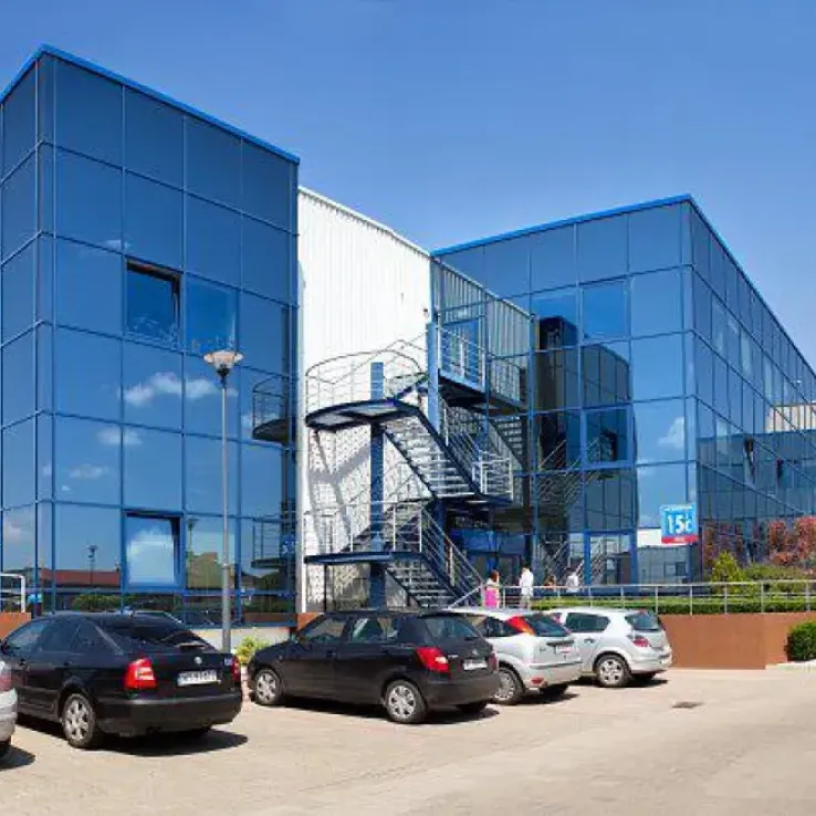 Manhattan Distribution Center Budynek B