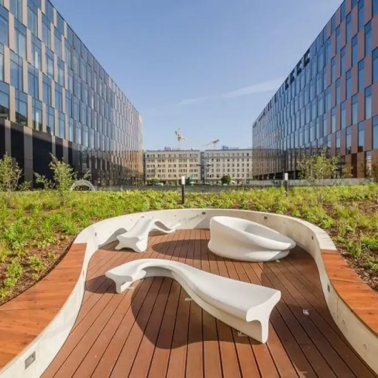 High Five - Budynek 1