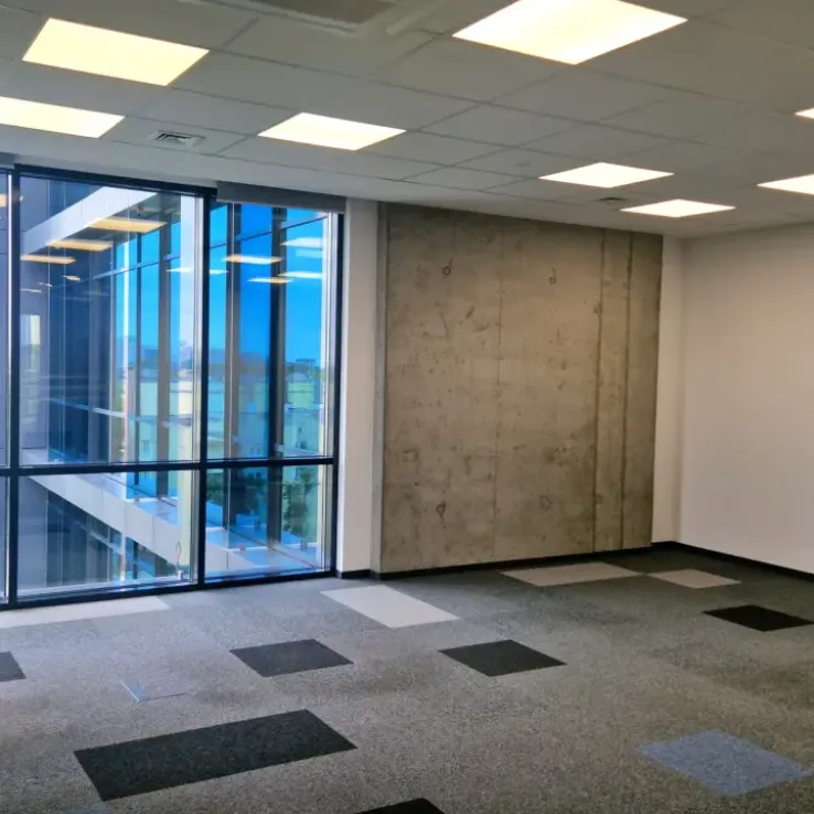 Centrum Biznesu Kopcińskiego 79