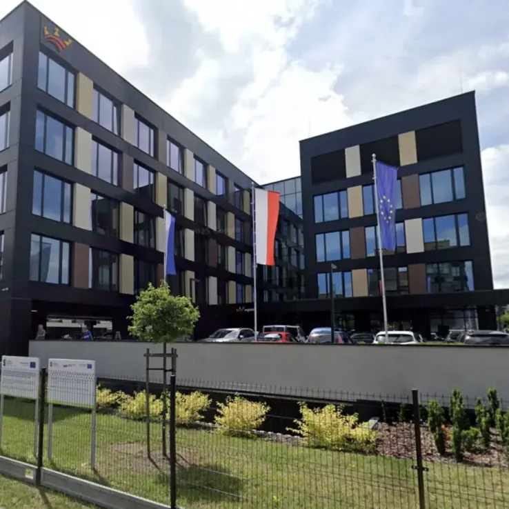 Aleja Pokoju 81 Aleja Pokoju 81