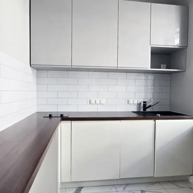 Odrestaurowana Kamienica Chmielna 1/3