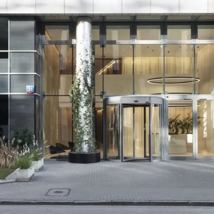 Crown Square Crown Square