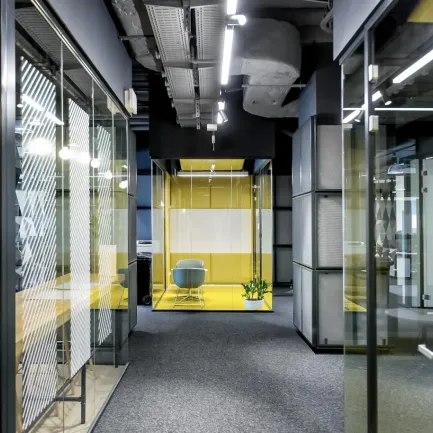 Promenada Business Center