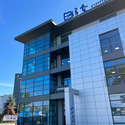 Conrada 37