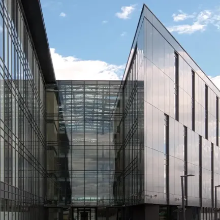 Skalar Office Center