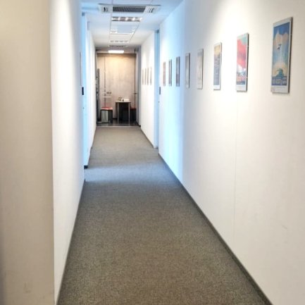 Centrum Biznesu Kopcińskiego 77